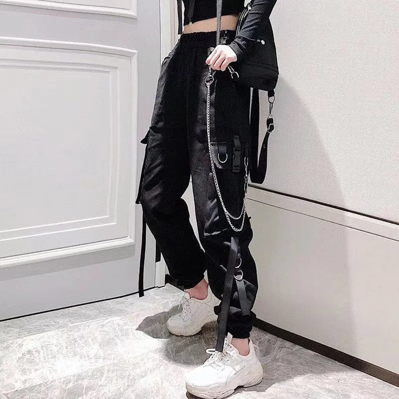 Streetwear Black Cargo Pants with Chain Accessory - Women's Y2K Fashion High-Waist Jeans