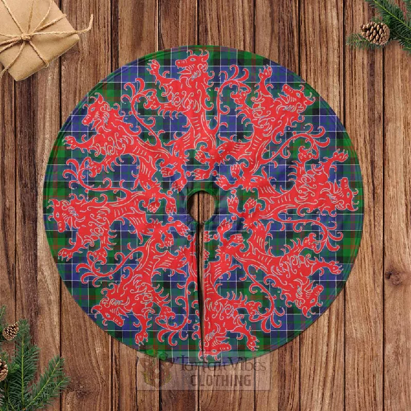 Paterson Tartan Christmas Tree Skirt Lion Rampant Style ruffled skirt detail