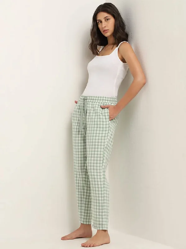 Wunderlove Light Green Checks Design Cotton Straight-Fit Pants Chic Slim Fit Pants
