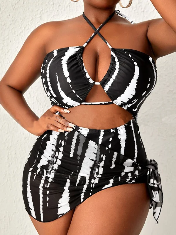 Sexy Hollow Out Halter Neck Two-Piece Swimsuit Vintage Swimwear Look